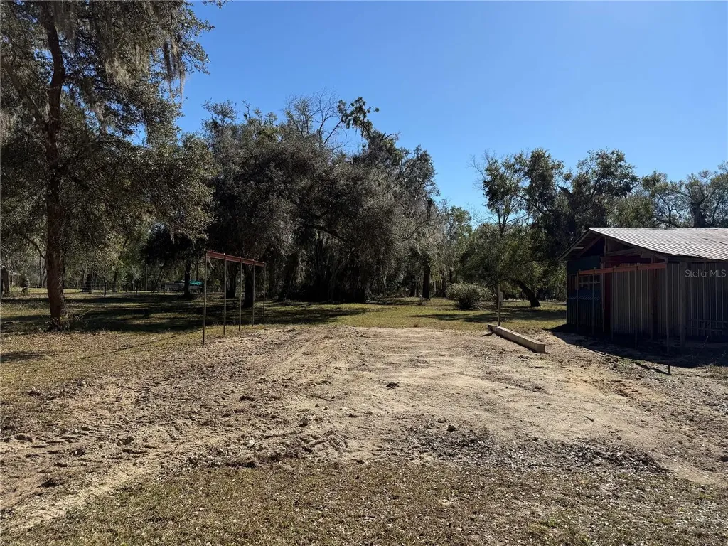 18630 Bradshaw Road Dade City FL 33523