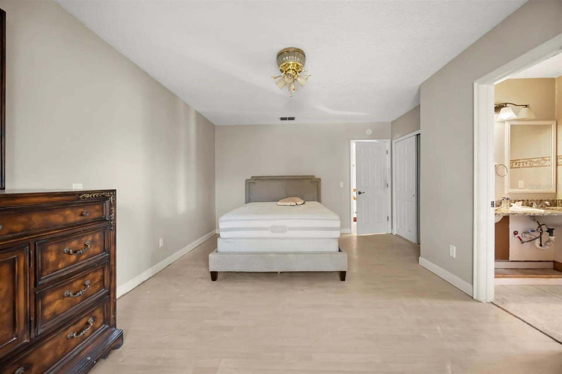 6282 Indian Meadow Street Orlando FL 32819