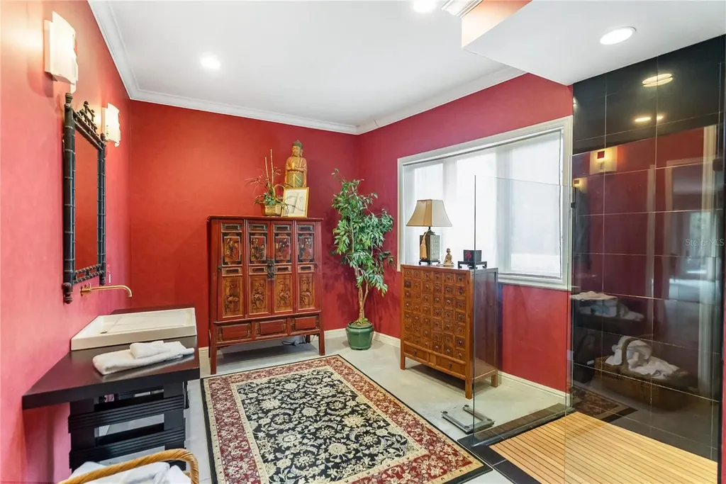 1804 N Lake Shore Drive Sarasota FL 34231