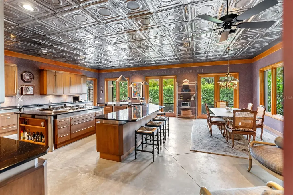1804 N Lake Shore Drive Sarasota FL 34231