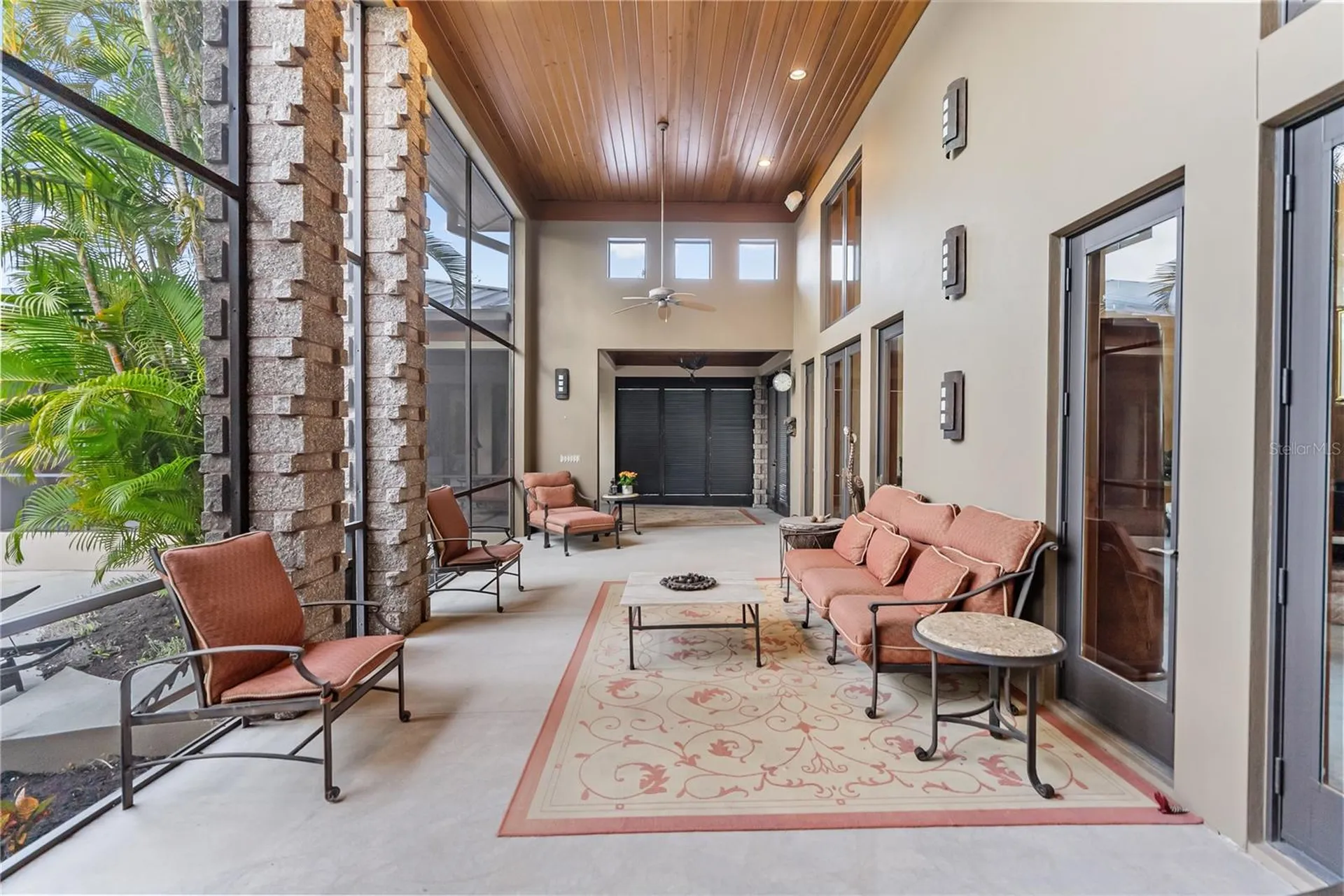 1804 N Lake Shore Drive Sarasota FL 34231