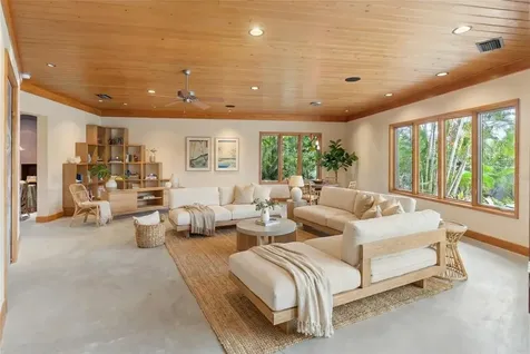 1804 N Lake Shore Drive Sarasota FL 34231