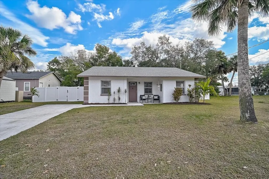 2832 N Osprey Avenue Sarasota FL 34234