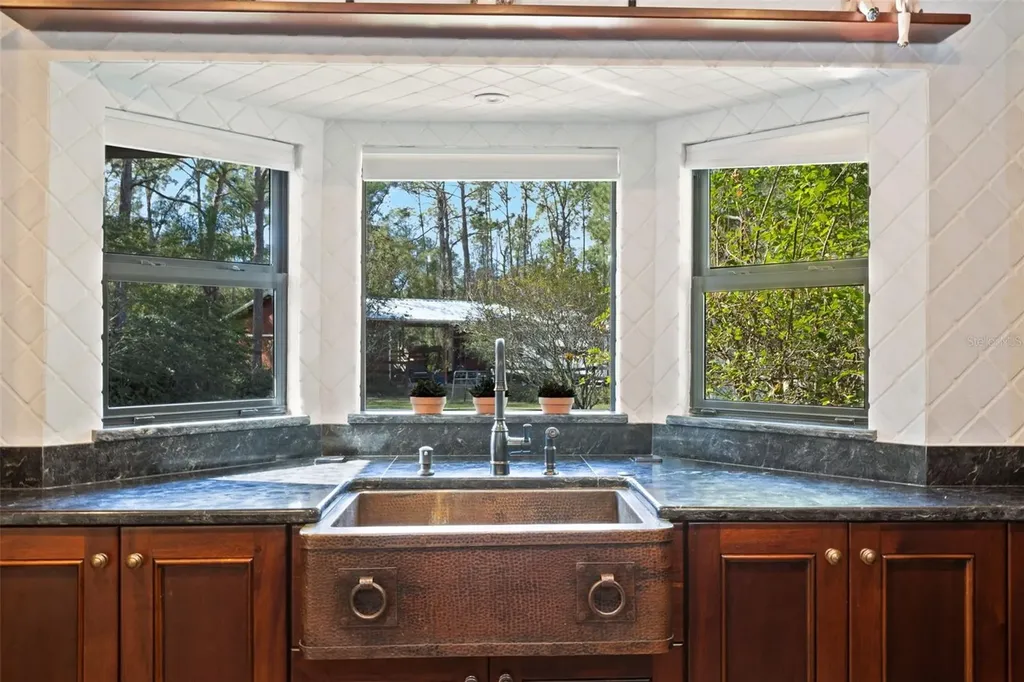 6950 El Dorado Drive Sarasota FL 34240