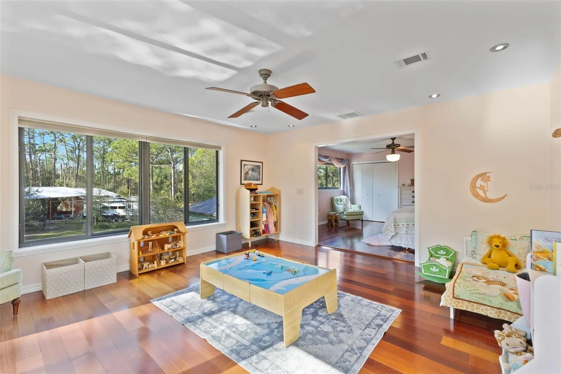 6950 El Dorado Drive Sarasota FL 34240