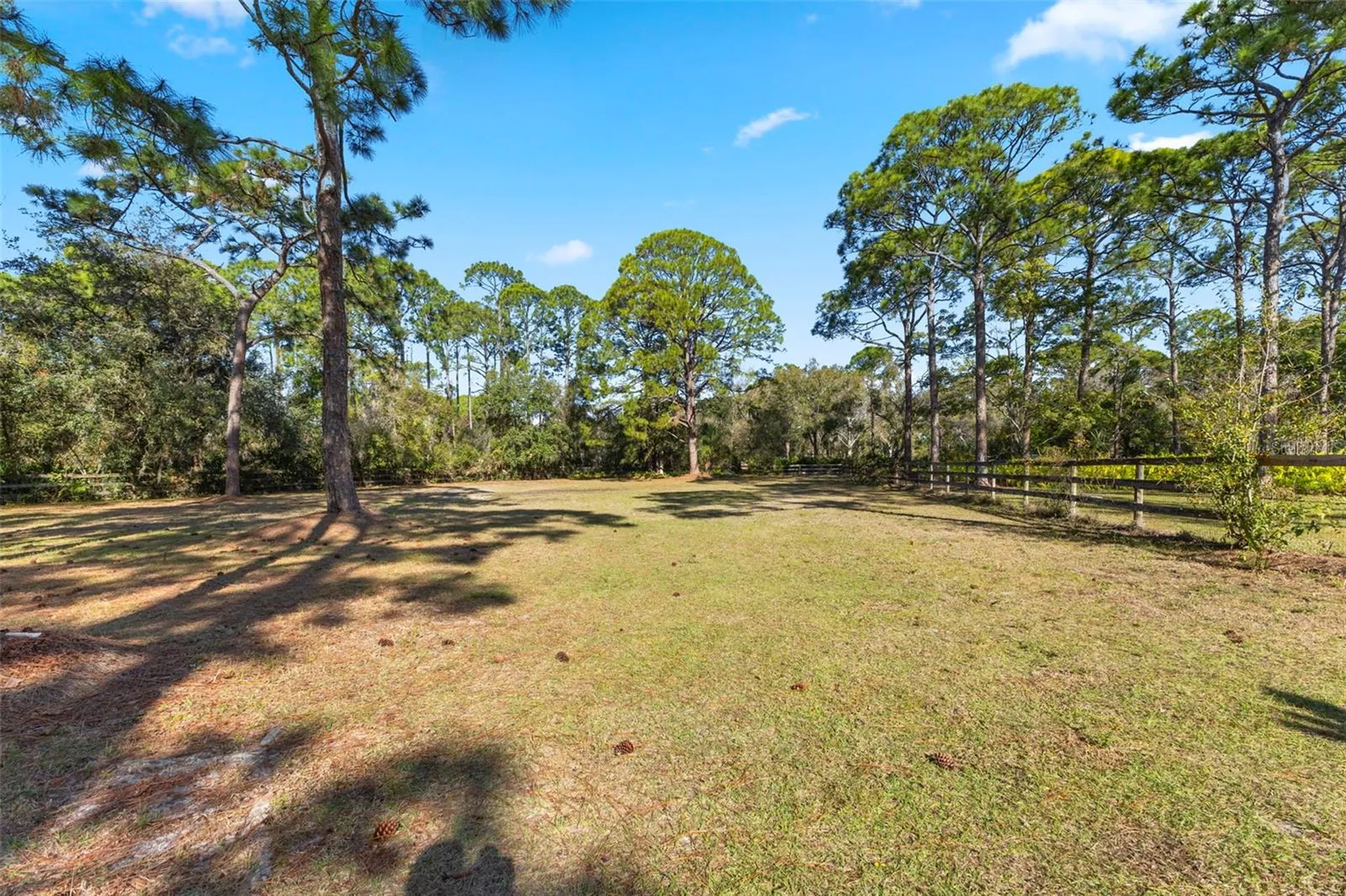 6950 El Dorado Drive Sarasota FL 34240