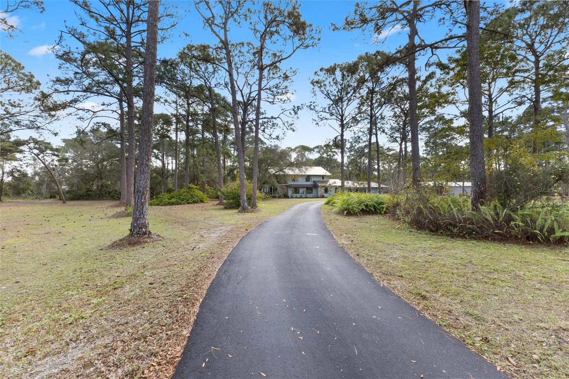 6950 El Dorado Drive Sarasota FL 34240