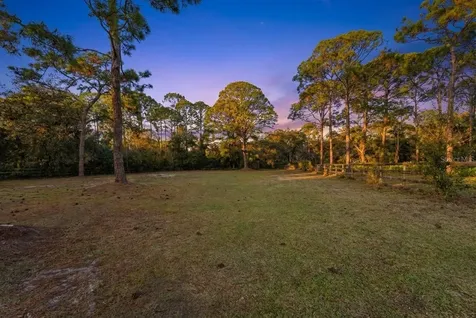6950 El Dorado Drive Sarasota FL 34240