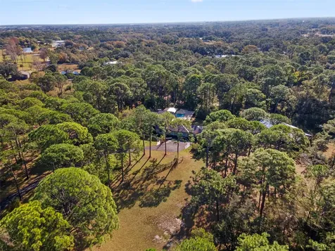 6950 El Dorado Drive Sarasota FL 34240