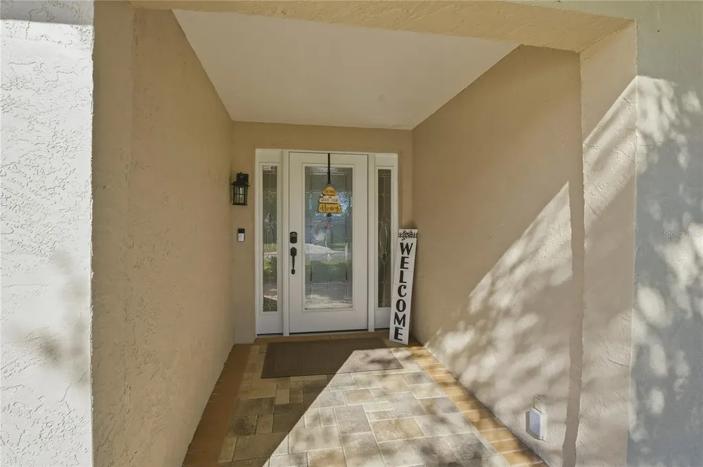 335 Crosswinds Drive Palm Harbor FL 34683