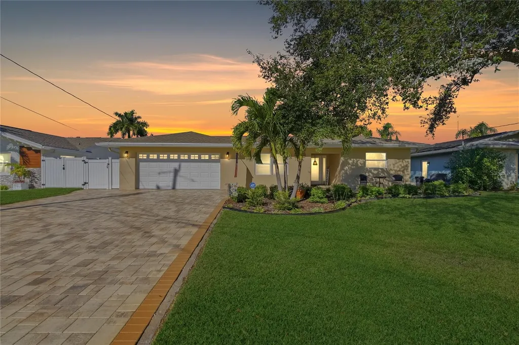 335 Crosswinds Drive Palm Harbor FL 34683