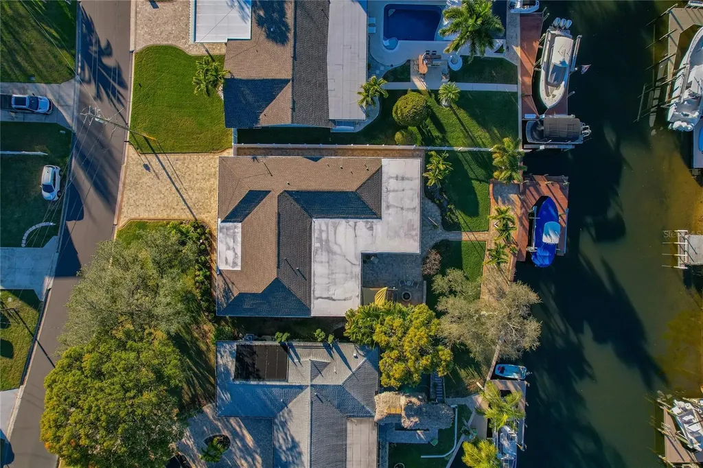 335 Crosswinds Drive Palm Harbor FL 34683