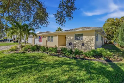 335 Crosswinds Drive Palm Harbor FL 34683