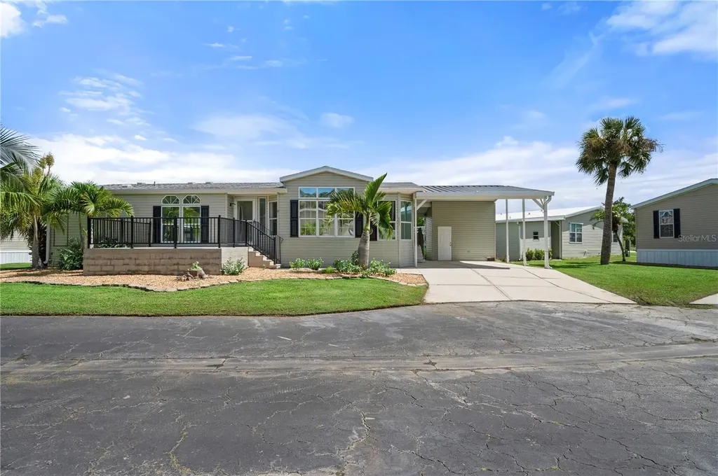 1000 Kings Highway Port Charlotte FL 33980