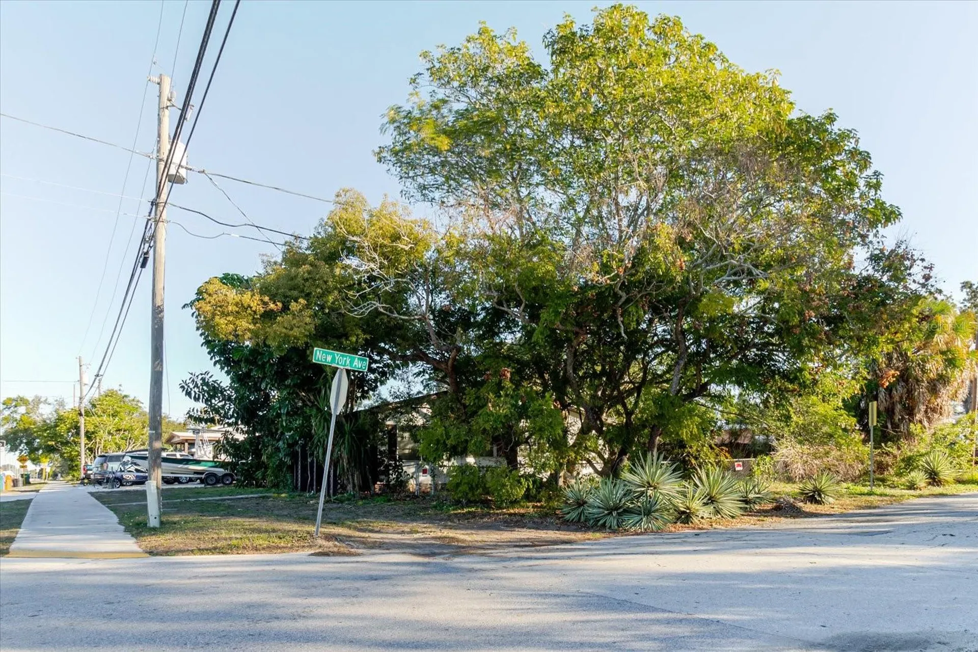 1604 Omaha Street Palm Harbor FL 34683