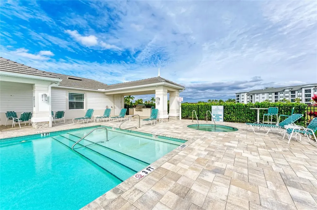 164 Van Gogh Cove Bradenton FL 34212