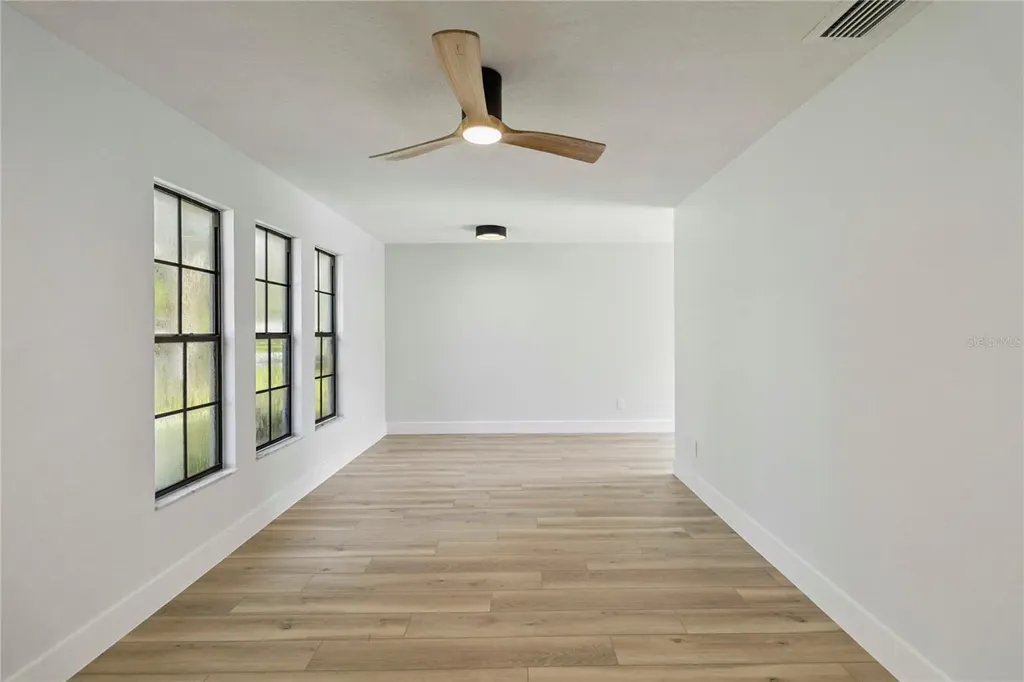 6337 99th Street E Bradenton FL 34202