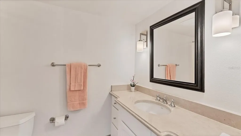 1100 Benjamin Franklin Drive Sarasota FL 34236