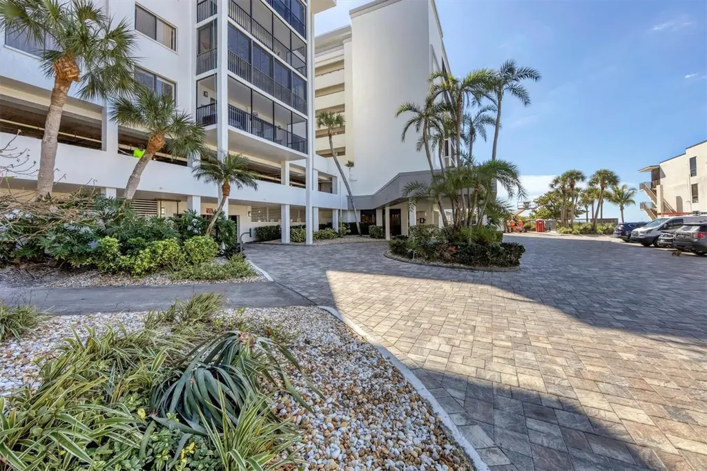 1100 Benjamin Franklin Drive Sarasota FL 34236