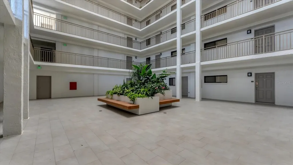 1100 Benjamin Franklin Drive Sarasota FL 34236