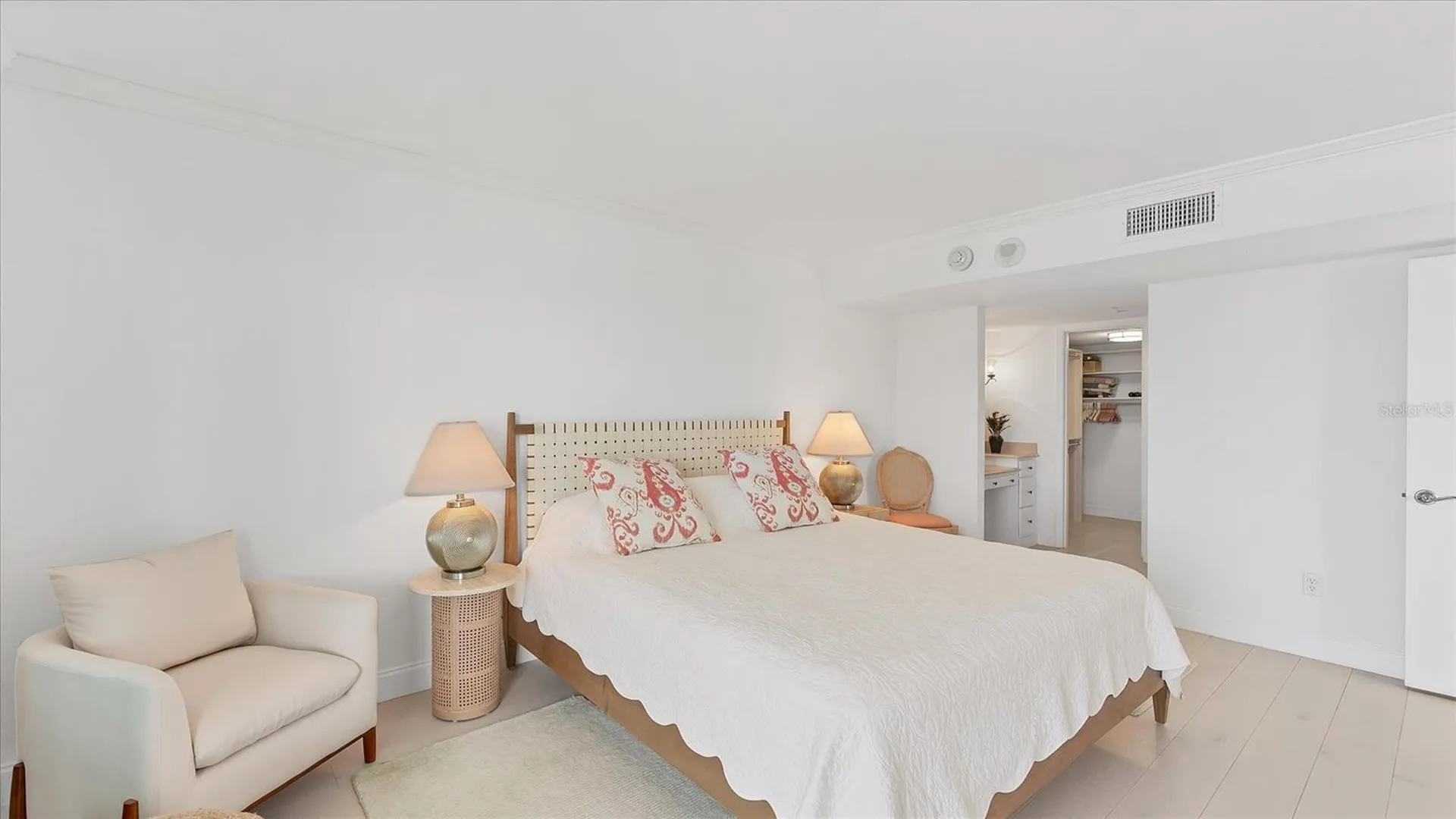 1100 Benjamin Franklin Drive Sarasota FL 34236