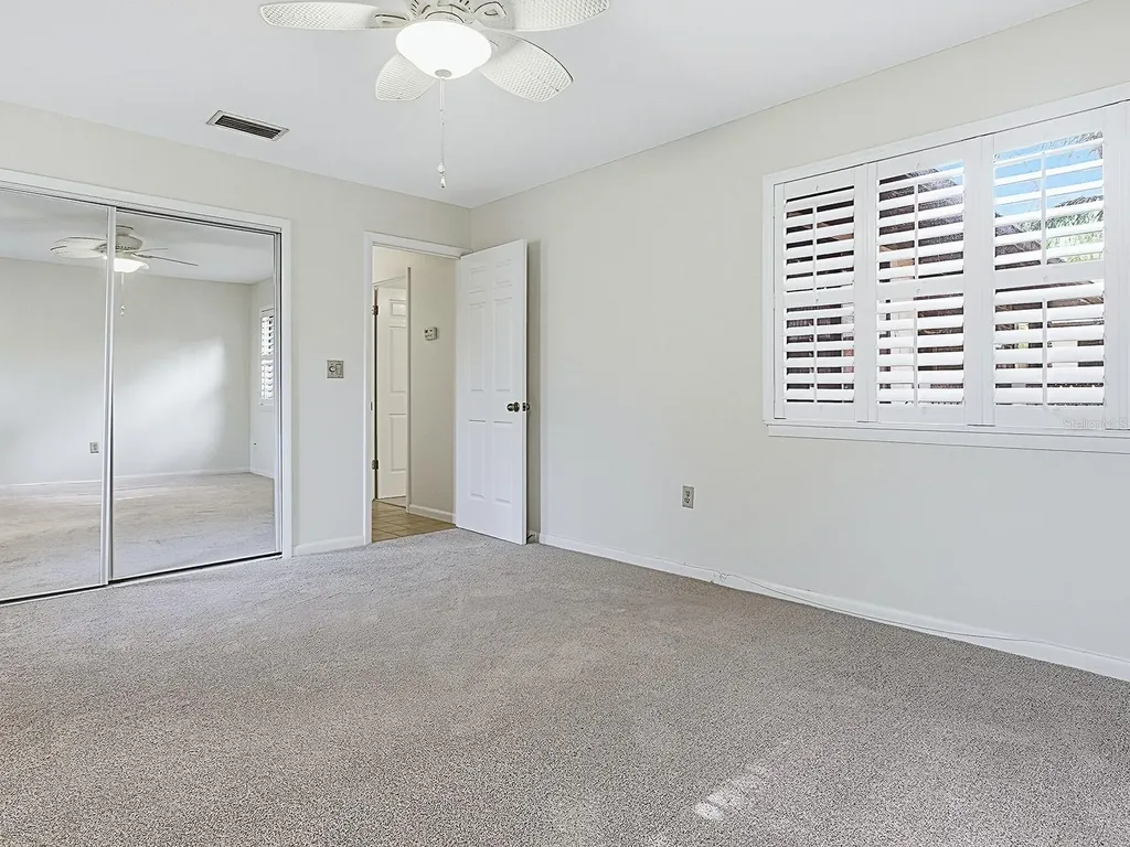 104 Waterwood Drive Yalaha FL 34797