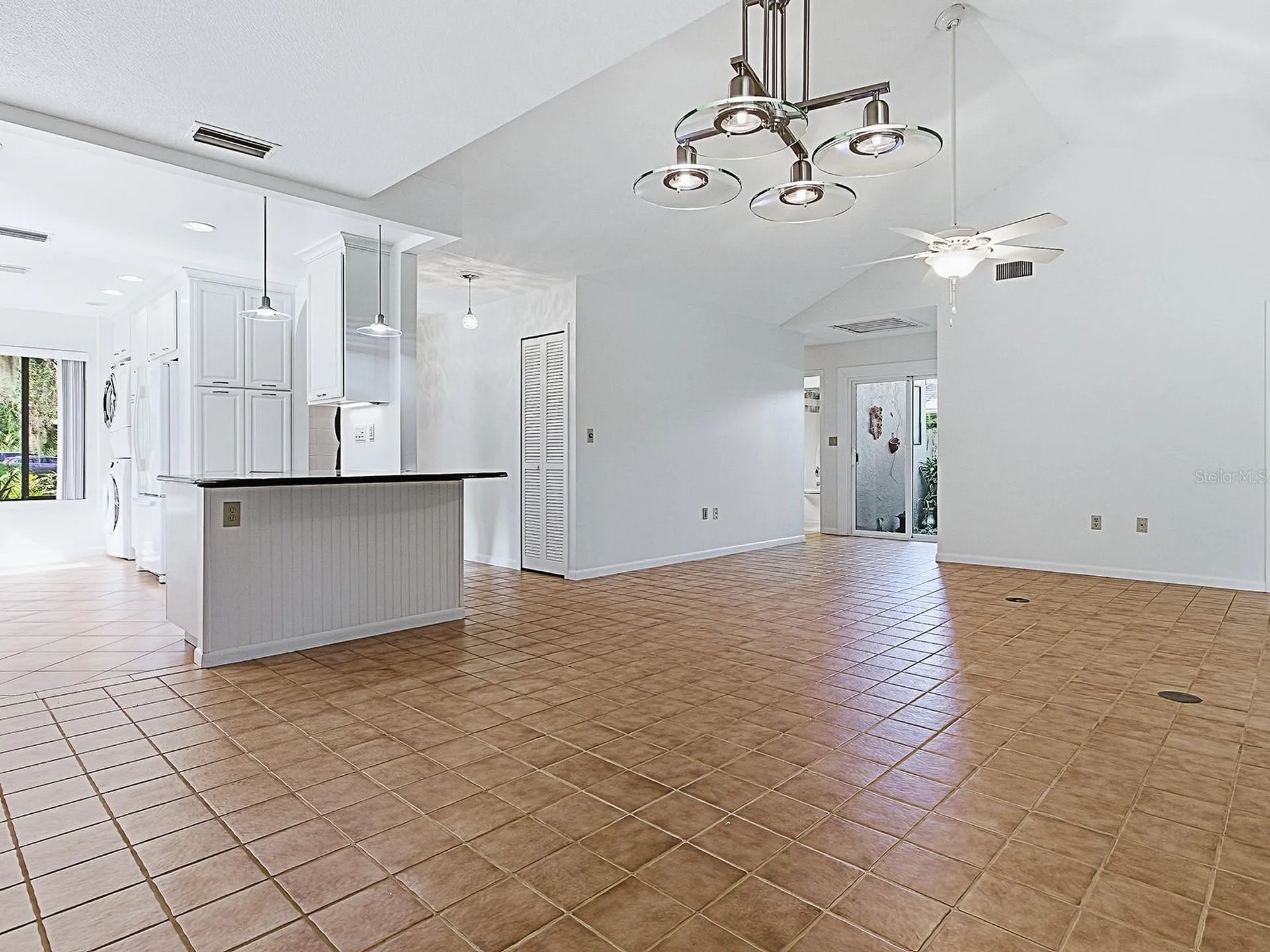 104 Waterwood Drive Yalaha FL 34797