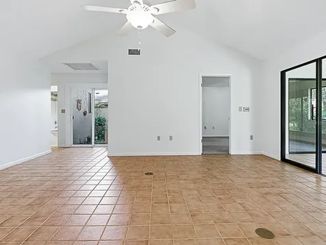 104 Waterwood Drive Yalaha FL 34797