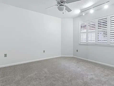 104 Waterwood Drive Yalaha FL 34797