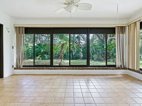 104 Waterwood Drive Yalaha FL 34797