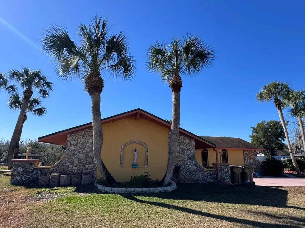 5330 Kings Court Fruitland Park FL 34731