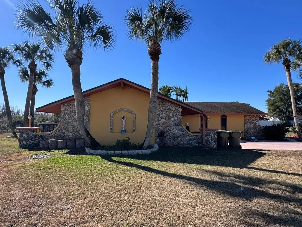 5330 Kings Court Fruitland Park FL 34731