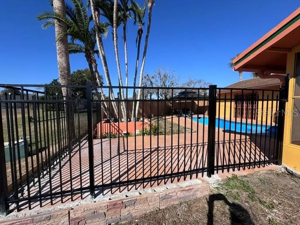 5330 Kings Court Fruitland Park FL 34731