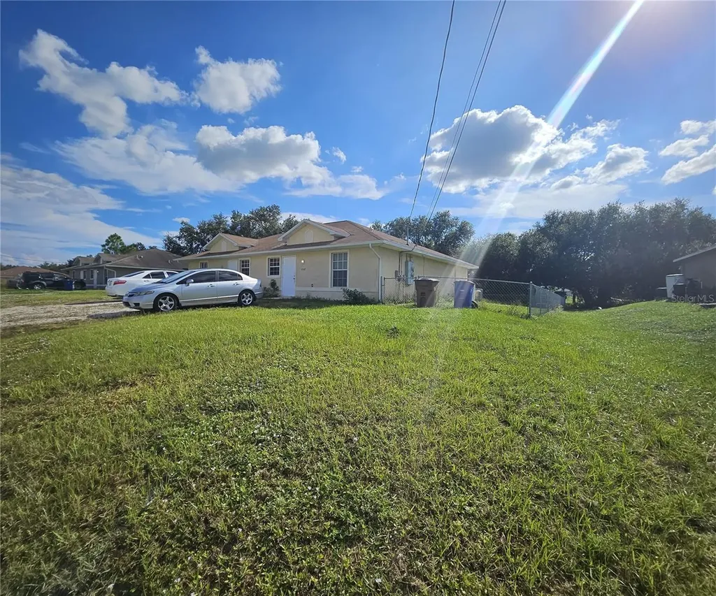 4545/4547 26th Street SW Lehigh Acres FL 33973