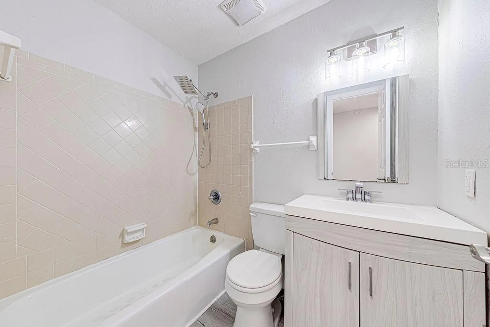 804 Judy Avenue Wildwood FL 34785