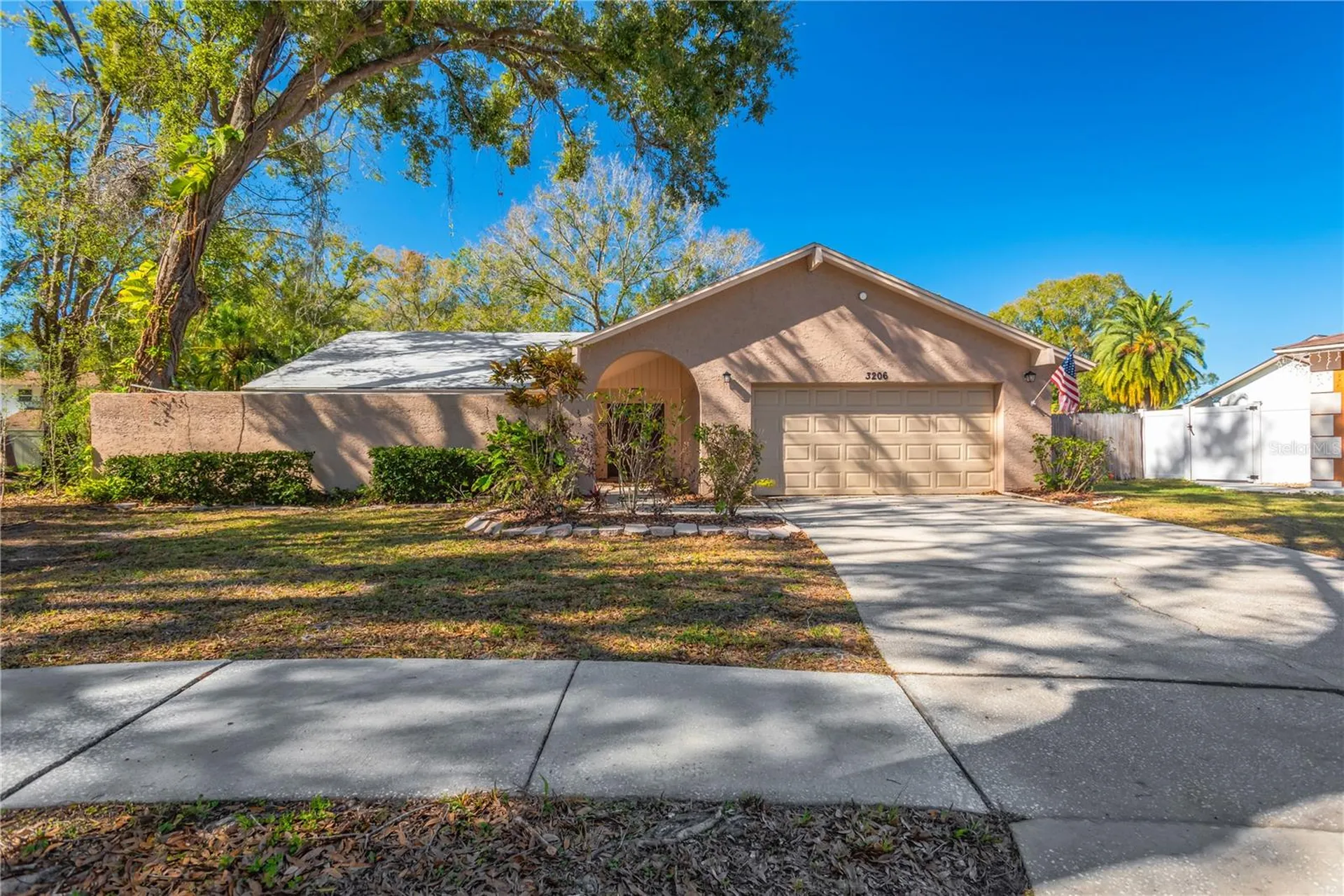 3206 Shady Glen Circle Tampa FL 33618