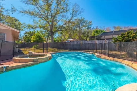 3206 Shady Glen Circle Tampa FL 33618