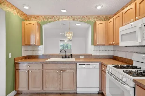 1305 La Estrellita Way The Villages FL 32162