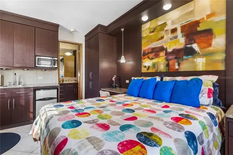 1858 Mcleary San Juan PR 00911