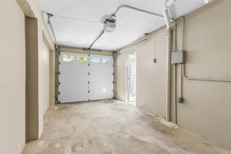 1858 Mcleary San Juan PR 00911