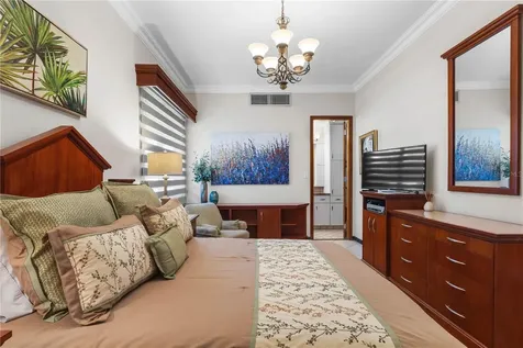 1858 Mcleary San Juan PR 00911