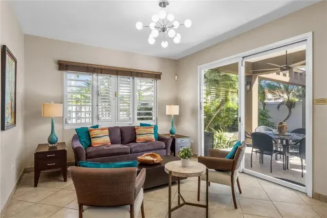 1858 Mcleary San Juan PR 00911