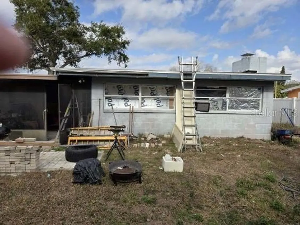 6504 Saline Street Tampa FL 33634