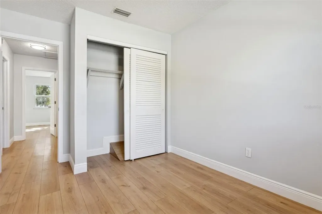 5110 Tennis Court Circle Tampa FL 33617