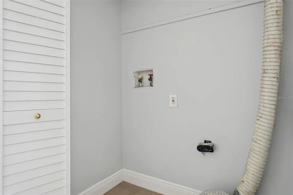 5110 Tennis Court Circle Tampa FL 33617