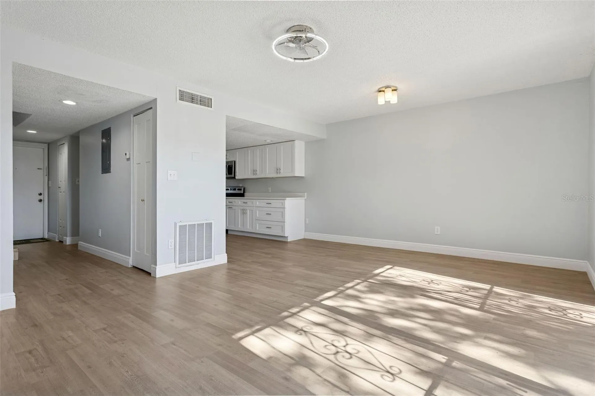 5110 Tennis Court Circle Tampa FL 33617