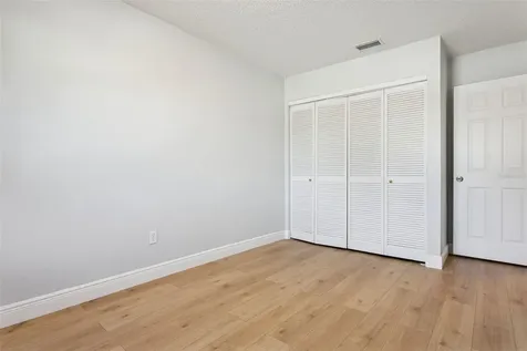 5110 Tennis Court Circle Tampa FL 33617