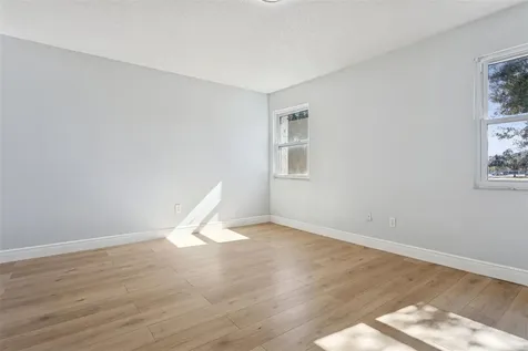 5110 Tennis Court Circle Tampa FL 33617