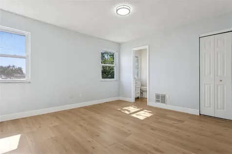 5110 Tennis Court Circle Tampa FL 33617