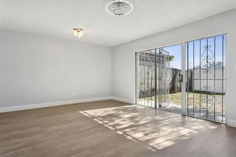 5110 Tennis Court Circle Tampa FL 33617